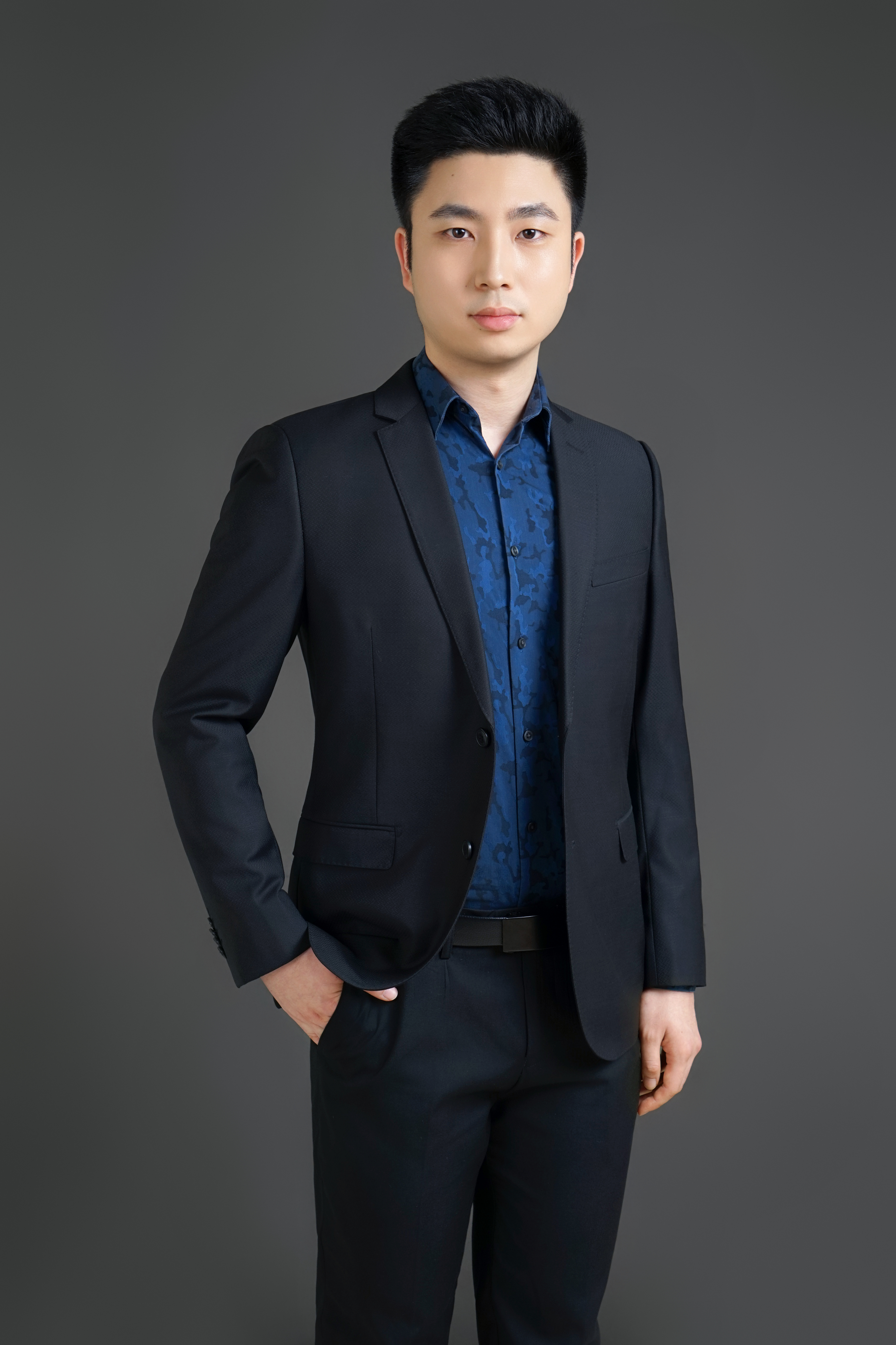 Portrait of Tianyi Wang